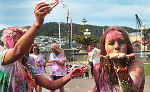 Holli Festival of Colour :  Photos : Richard Moore : Photographer